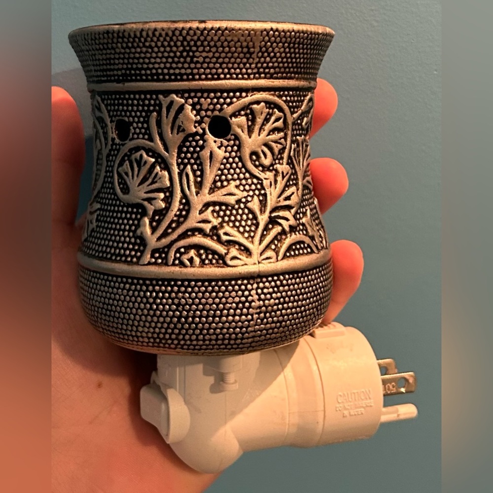 Mini Scentsy warmer!